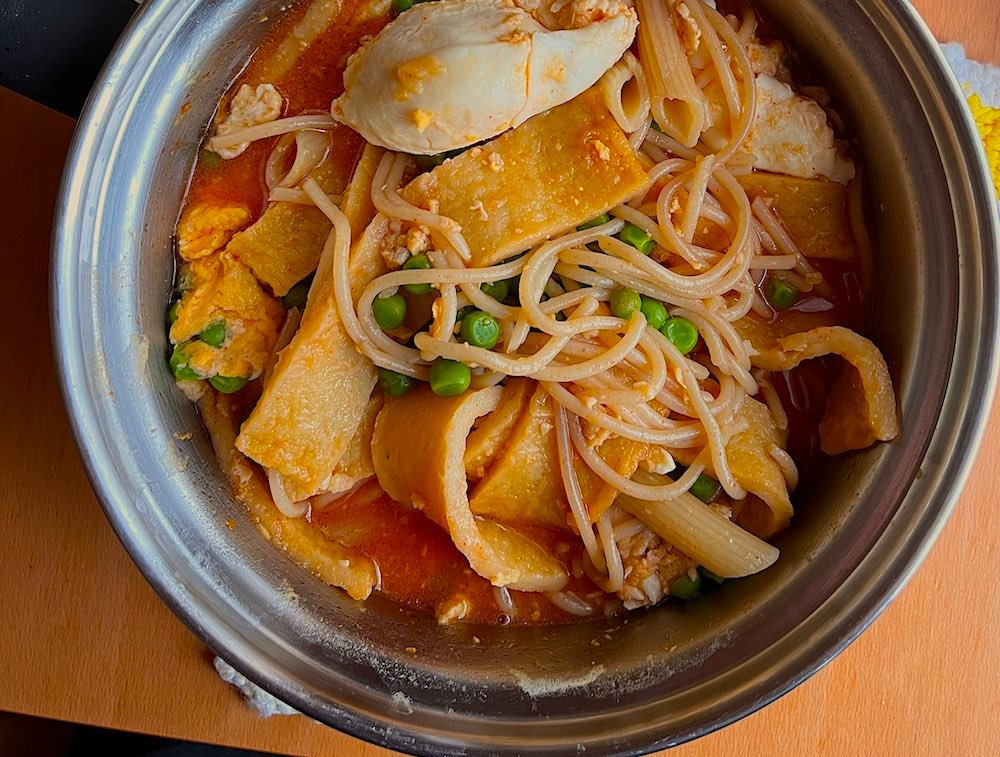 Miso Ramen mit Spaghetti – 10 Minuten Rulebreaker-Ramen