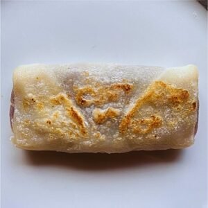 Einfacher koreanischer süßer Reiskuchen (Bukkumi) mit roter Bohnenpaste