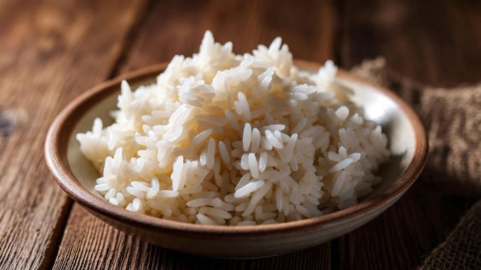 Reis quellen lassen (fast) ohne Kochen – asiatische Methode ohne Reiskocher